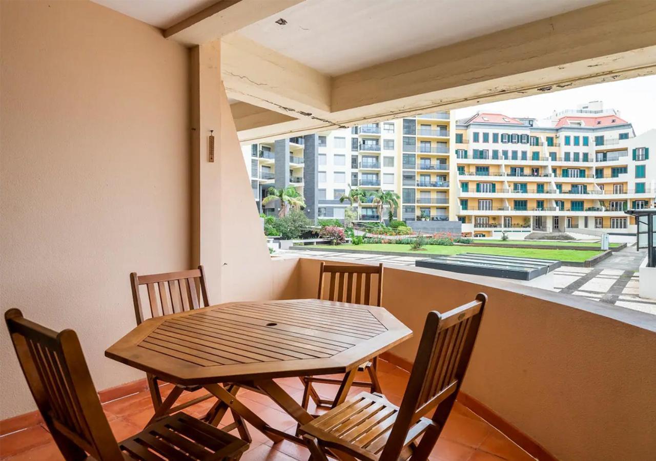 Lovely 1-Bedroom Apartment With Parking Ocean View Funchal  Exterior foto